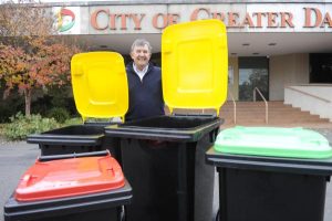 Rubbish squeeze