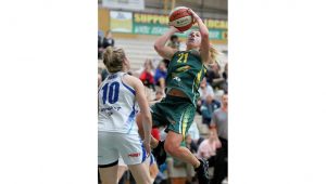 Dandenong Rangers star Kath Macleod stays in touch