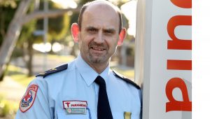 Ambo honoured for bushfire bravery