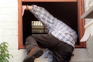 Dandenong traders get security advice