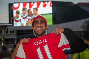 World Cup die-hards wait on win
