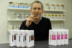 Sticky date’s raw hunger for naked foods