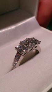 Recognise this missing jewellery?