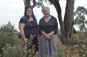 Bubbly visitor breezes in