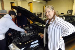 Students turn their hand to auto career
