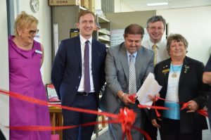 Shift helps make history