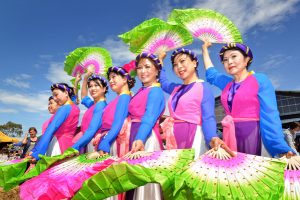 30,000 celebrate lunar festival