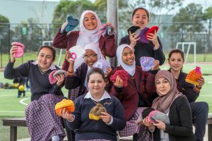Students go knitting for newborns