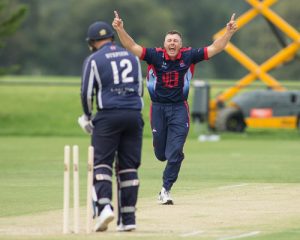 Pattinson stars in Panther rout
