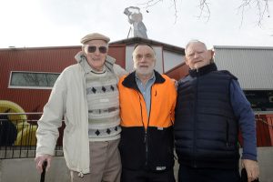 Old workers ham it up