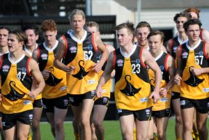 Rays roar into prelim