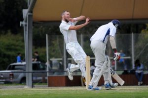 Vandort strikes classy century