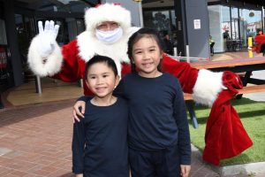 Ho ho ho, look who’s back in town!