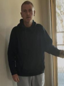 Agg burglar flees Noble Park home