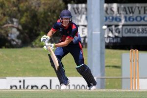Panther legend re-signs