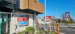 Townhouse doubts unquelled
