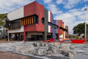 Springvale hub springs leak