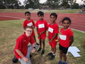 Silver service for young runners