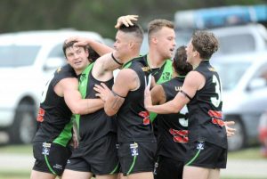 Doveton soar to 3-0