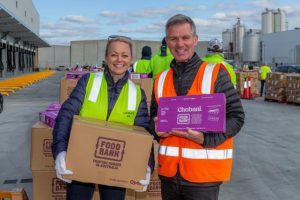 Free food drive attracts masses