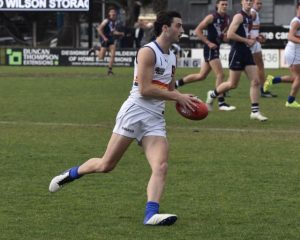 Sonsie signs extension