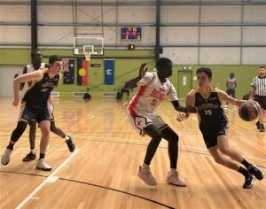 Warriors and Red Roo put on a show