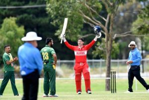 Bloods go bang, Hawks hang on