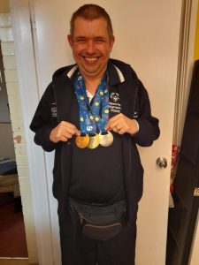 Giant quests for gold in Berlin