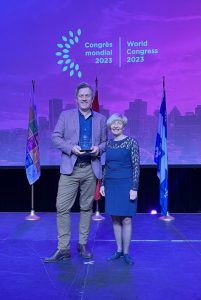 Chisholm earns Teacher Award
