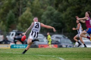 No worries for Narre as premiership defence begins