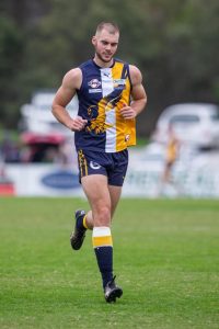 Mackinder seals the deal for Beaconsfield