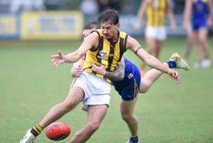 Wood holds firm for Rowville in thrilling finale