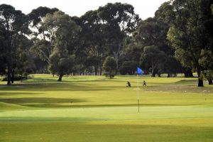 Minister blow to golf club rezoning
