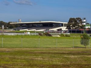 No partial sell-off for Sandown