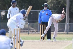 Opening bowlers set scene