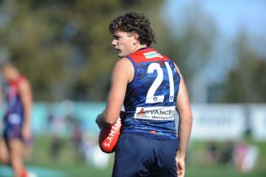 Casey bounced by Kangaroos
