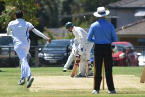 Short chase vs six wickets – what would you rather?