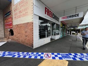Noble Park tobacco shop rammed