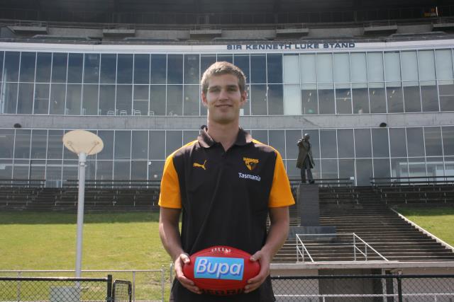 AFL buys back Waverley Park