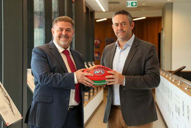 Mayor urges Sth East AFL stadium, but not at Waverley Park