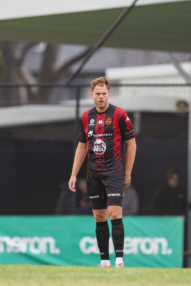 Dandenong surrenders away big lead at home to Oakleigh