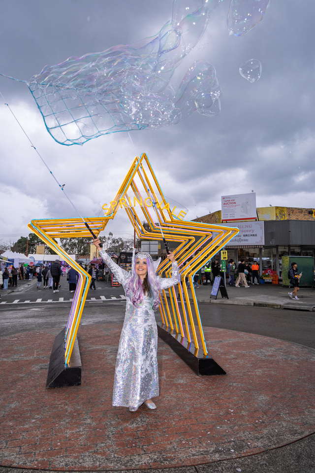 Snowfest sizzles in wintry Springvale