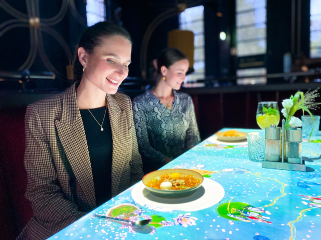 3D animations light up world fare