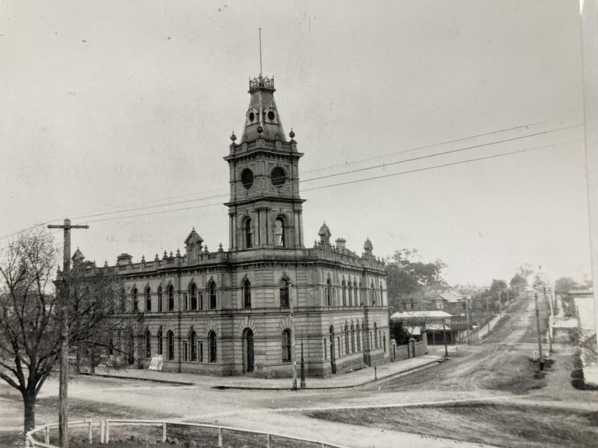 Call for our memories of grand Town Hall