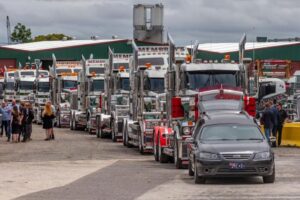 Stuck truckie unwarned of level-crossing’s gradient: Coroner