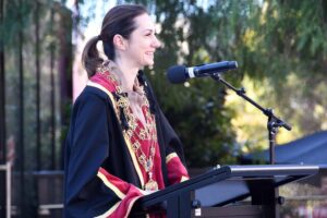 Surprise contest for deputy-mayor