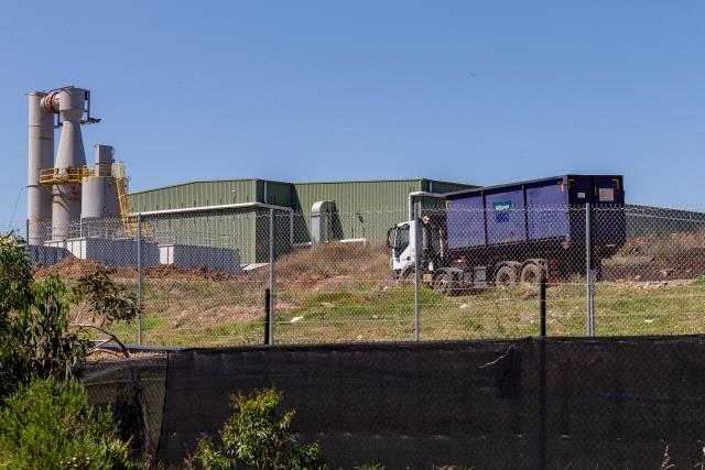 Cr calls for toxic waste group backflip